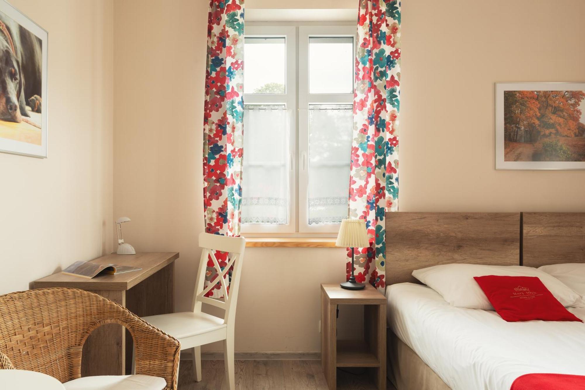 Hotel Stary Mlyn Strzeszyn Lubowo  Zimmer foto