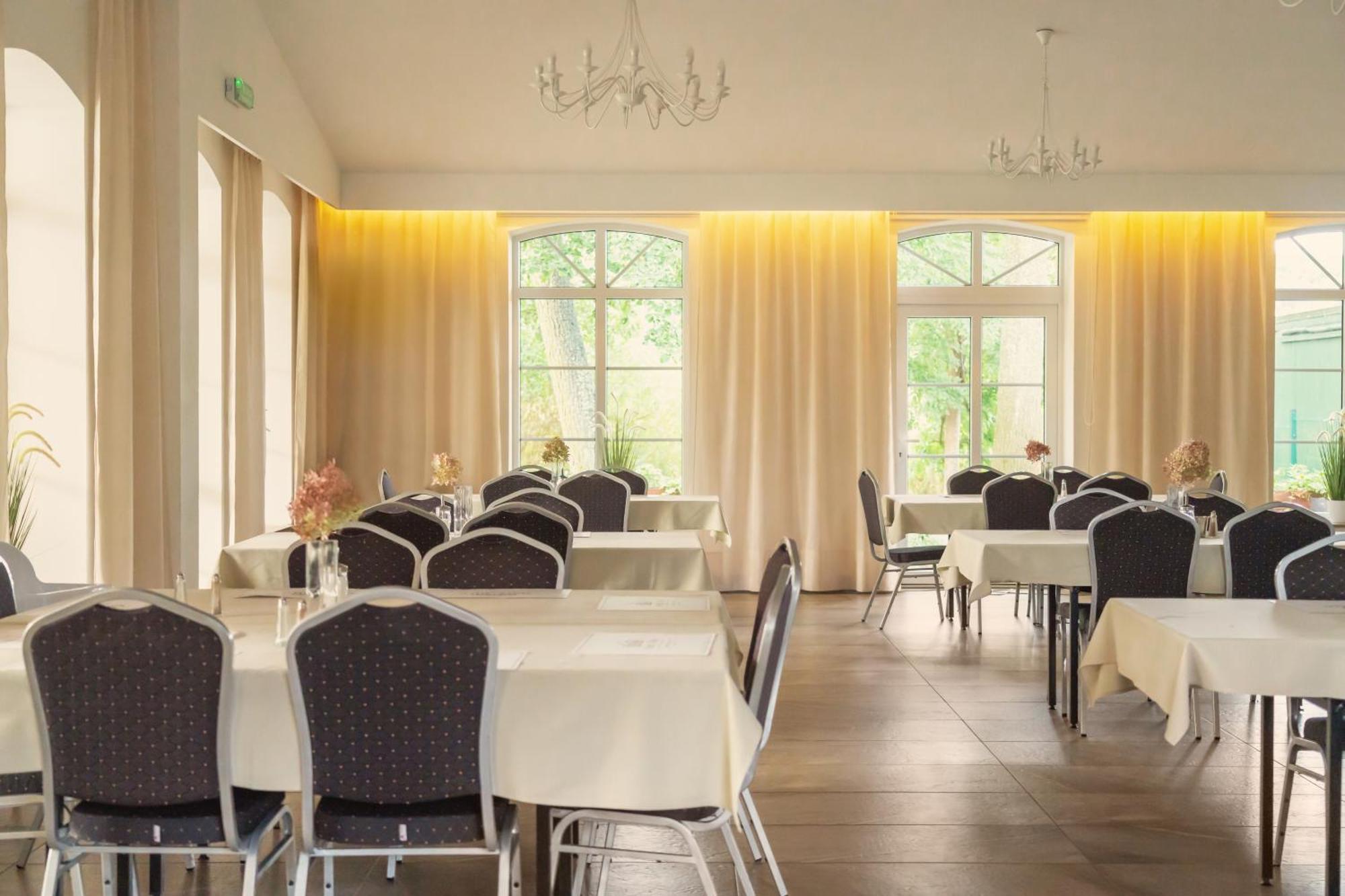Hotel Stary Mlyn Strzeszyn Lubowo  Exterior foto